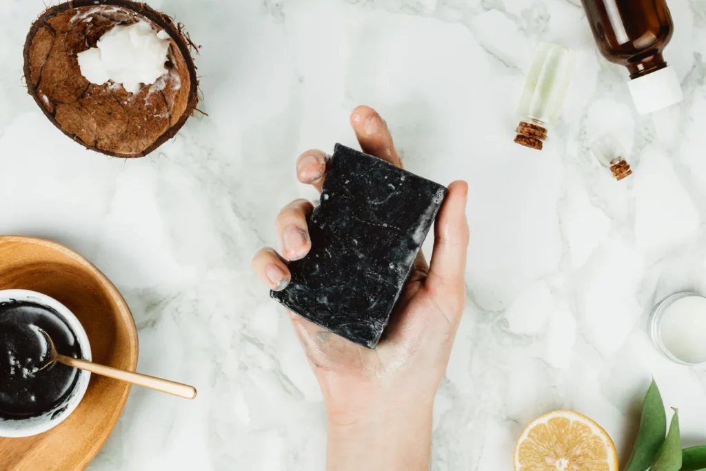 Solutions naturelles pour le nettoyage : recettes et astuces de grand-mère